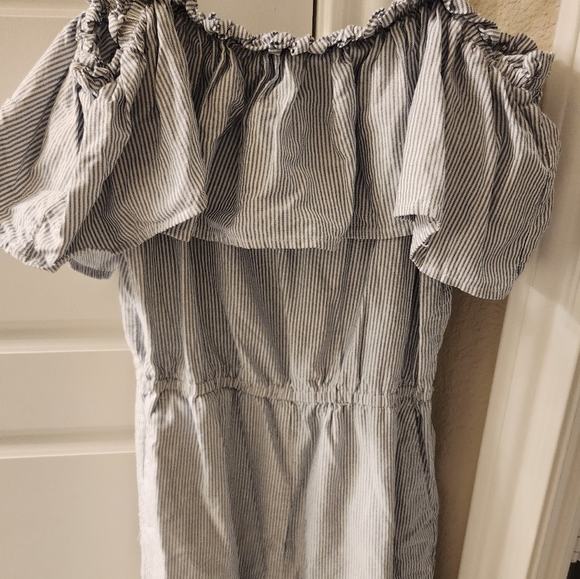 H&M jumpsuit size 4 - Picture 2 of 2